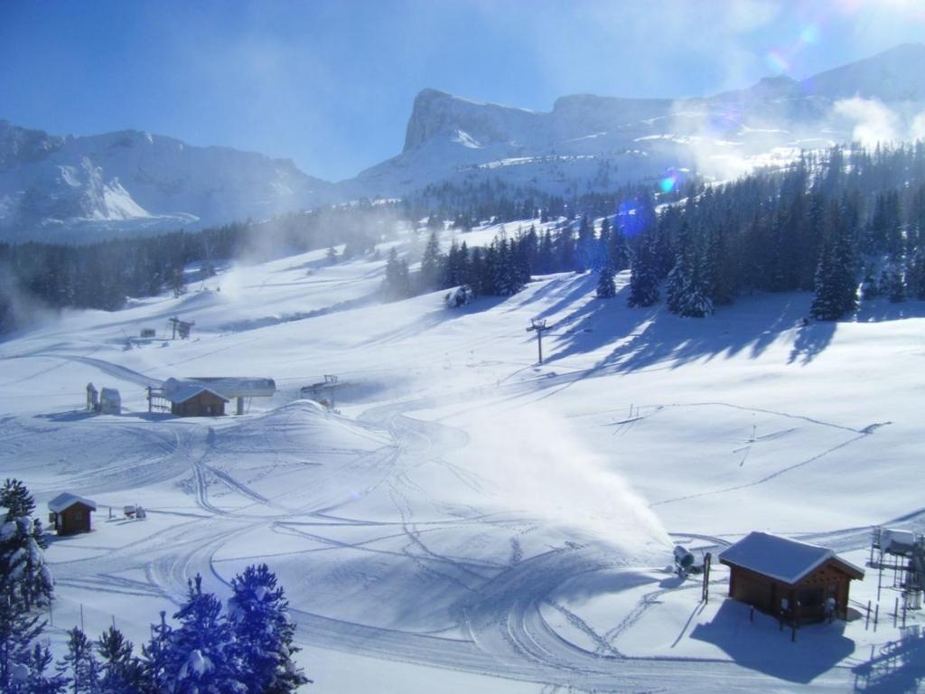 Studio Superdevoluy Dans Batiment Bois D'Aurouze Au Pied Des Pistes Le Devoluy Exterior photo